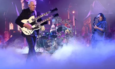 Rush: Anika Nilles Brilha na "Fifty Something Tour" em Homenagem Emocionante a Neil Peart