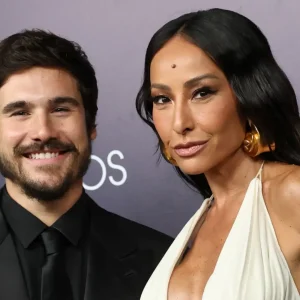 Nicolas Prattes revela crush antigo em Sabrina Sato e elogia Duda Nagle
