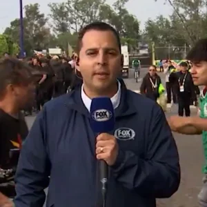 Briga de Torcedores Interrompe Transmissão ao Vivo na Abertura da Copa do Mundo 2026