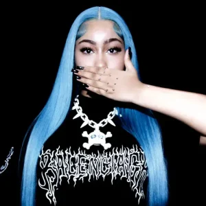 North West Brilha em Primeiro Festival Solo com Apoio de Ye e Kim Kardashian; Conheça "TALKING"