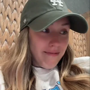 Influenciadora Jen Hamilton Quebra Silêncio Após Separação de Brian: 'Envergonhada e Exposta'