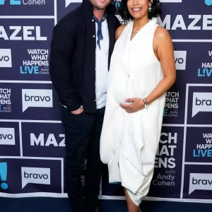 Grávida de 'Summer House', Danielle Olivera dá à luz primeiro filho com Eoin Heavey, nascido 10 semanas antes do previsto