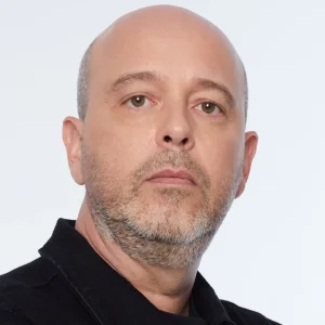 Alex Escobar se defende após mal-estar ao vivo na Globo: "Essa é a verdade"