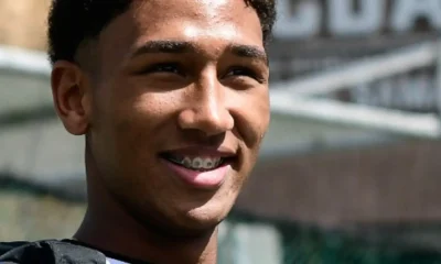 Jovem promessa do futebol venezuelano morre aos 18 anos em terremoto devastador