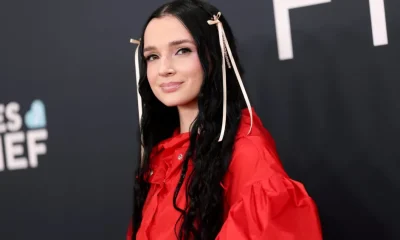 Poppy Fica Sem Ar e Adia Show no Upheaval Festival Devido à Fumaça de Incêndios Florestais
