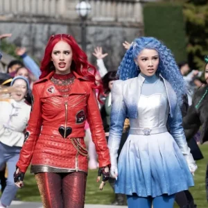 Descendants: Wicked Wonderland Gratuito? Descubra Como Assistir ao Novo Filme da Disney+ e Seus Segredos!