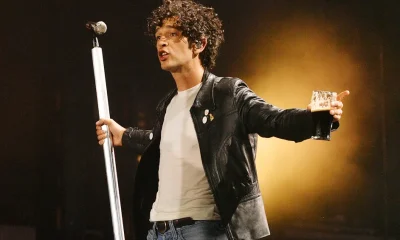 Matty Healy do The 1975 e Gabbriette Bechtel se Casam em Mansão Histórica de Madonna em Los Angeles
