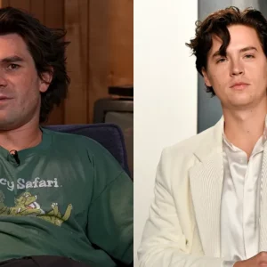 KJ Apa revela que Cole Sprouse o socou em momento de vulnerabilidade com drogas