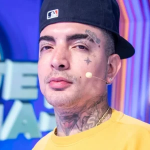 MC Guimê surge com rosto renovado após nova harmonização facial; veja o antes e depois