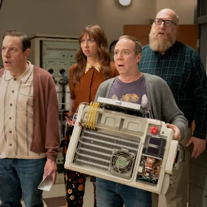 Stuart Fails to Save the Universe: Criadores Revelam Por Que Criaram Falhas de Roteiro e Pistas de Big Bang