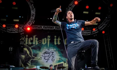 Lou Koller, Ícone do Hardcore e Vocalista do Sick Of It All, Morre aos 59 Anos Após Luta Contra Câncer