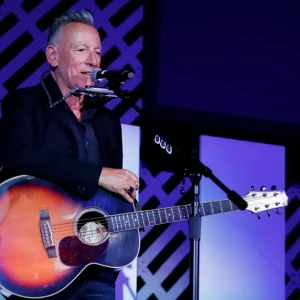 Bruce Springsteen e Colin Kaepernick Recebem Prêmio da ACLU por Defesa dos Direitos Civis e Liberdades
