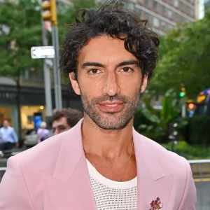 Justin Baldoni é condenado a pagar R$ 954 mil ao The New York Times