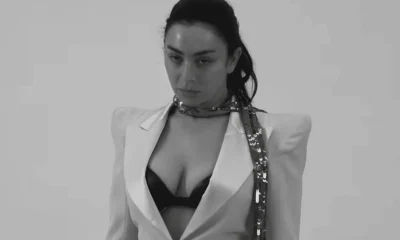 Charli XCX domina o topo da ARIA Chart com "Music, Fashion, Film", superando Amy Shark e Laufey