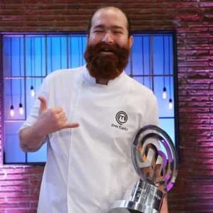 Vencedor do MasterChef Turquia é encontrado morto em casa aos 37 anos; amigo aponta possível causa