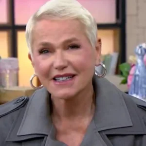 Xuxa rebate críticas sobre figurino em turnê e revela reação hilária de Junno Andrade