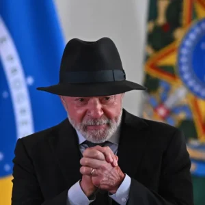 Governo Lula Defende Soberania, Mas Enfrenta Crise Interna: Facções Criminosas Dominam Território Brasileiro