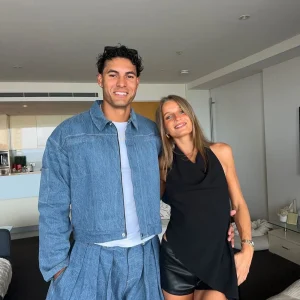 Ex-jogador da NFL Patrick Murtagh e Hannah Orval anunciam morte de filho recém-nascido, Meelo Michael Murtagh, e compartilham dor profunda